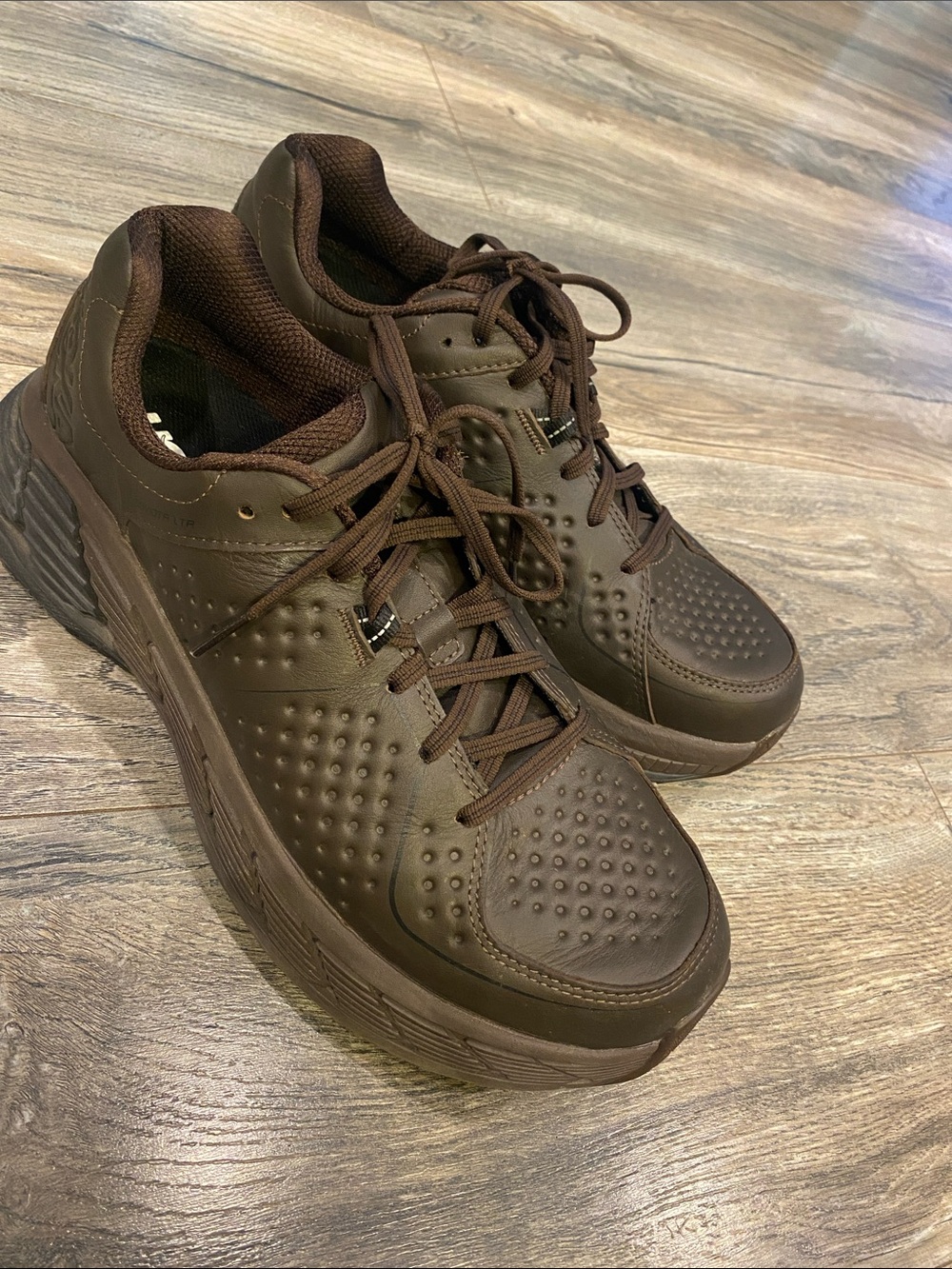 Men's Hoka gaviota size 10 2WE
